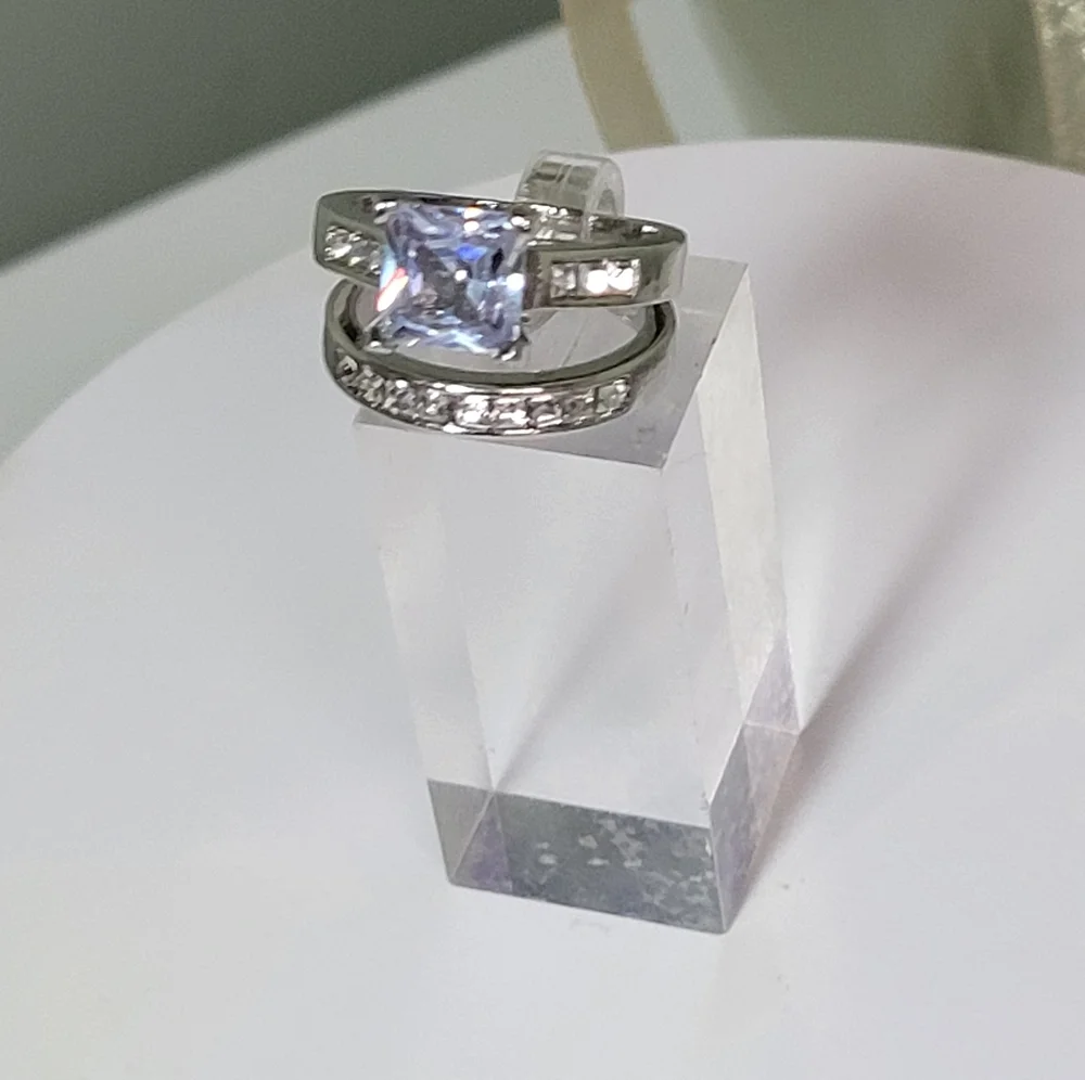 2pc Elegant Sterling Silver / copper Ring Set 8 Wedding Band Included. - Picture 5 of 6